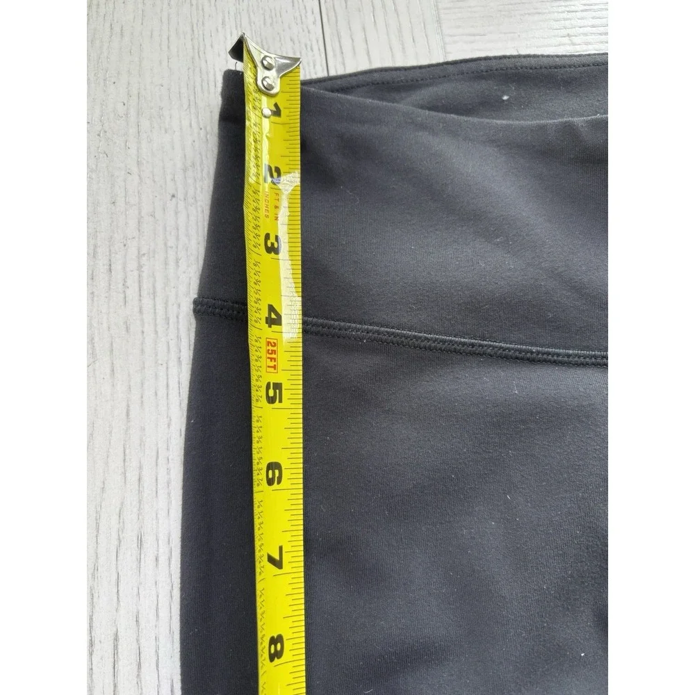 Lululemon Women's Black Yoga Pants Size: 8 Good Condition